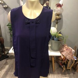 R & W sleeveless purple top